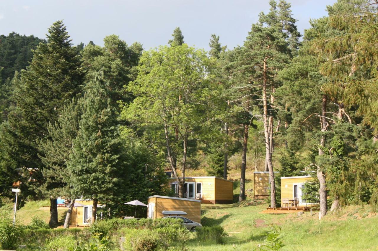 Camping Domaine Du Lac Chambon Murol Dış mekan fotoğraf