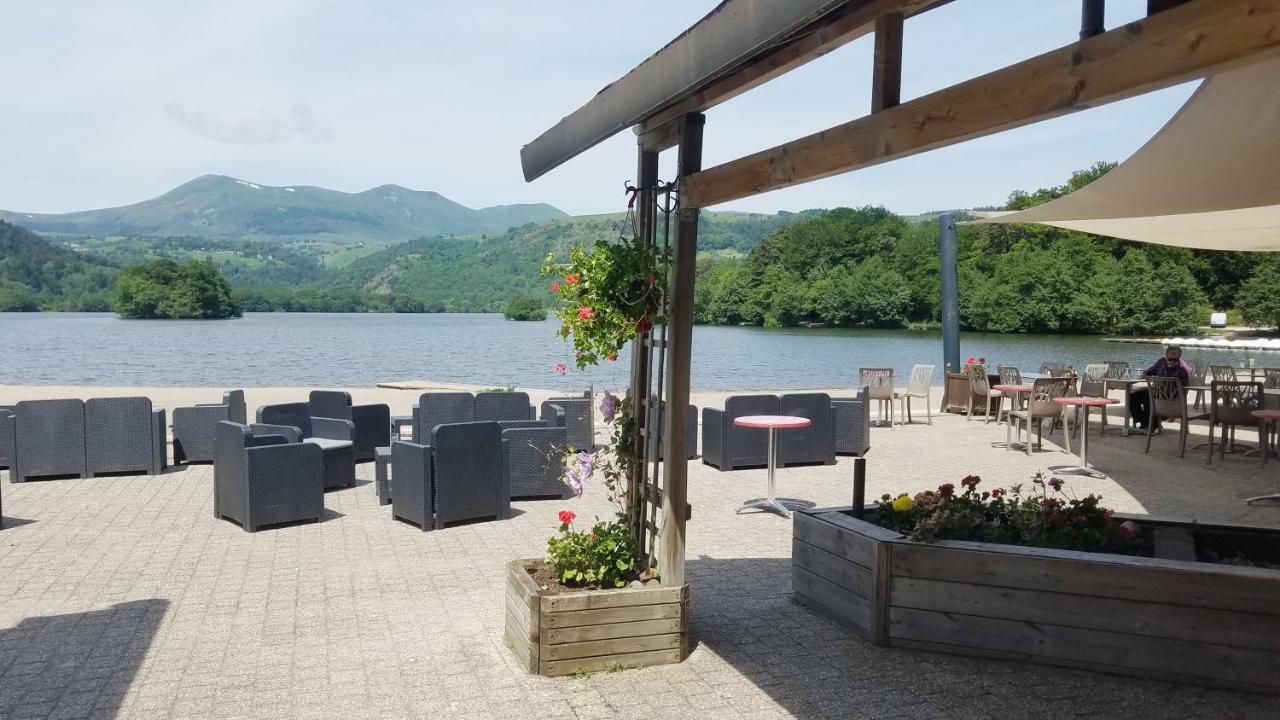 Camping Domaine Du Lac Chambon Murol Dış mekan fotoğraf